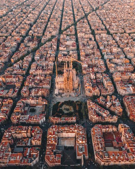 5 Stunning Drone Photos of Sagrada Família in Barcelona