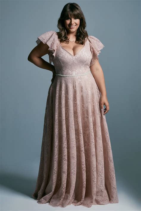 Plus size pink wedding dress 60 photos - Astyledwedding.com