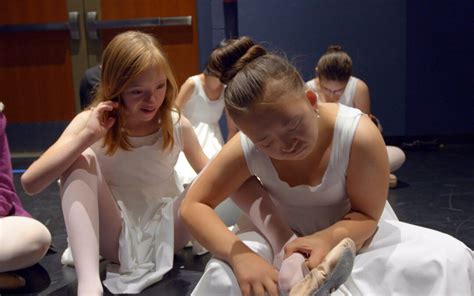 FILM REVIEW: EVERYBODY DANCE - CineGods