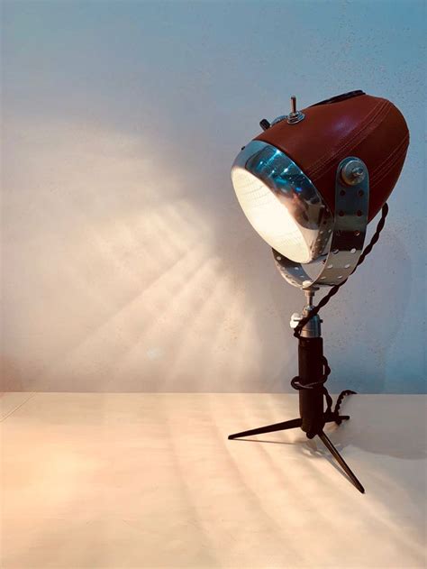 Светильник из мото фары | Lamp, Table lamp, Tripod lighting