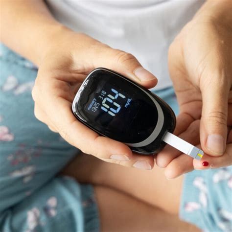 Insulin Side Effects: What You Need to Know - Diabetes Strong