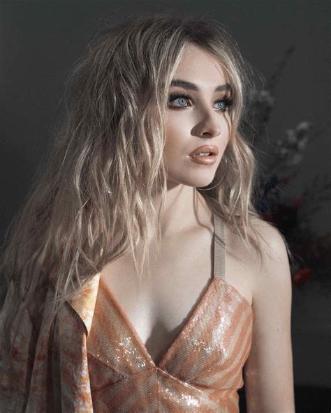 Glitter Magazine | Sabrina Carpenter Teases Retro Poster for New Single “Fast Times”