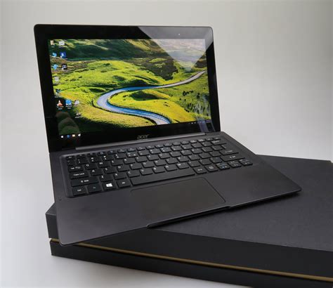 Acer Aspire Switch 12S Unboxing: Getting Cozy With a Core M Detachable ...