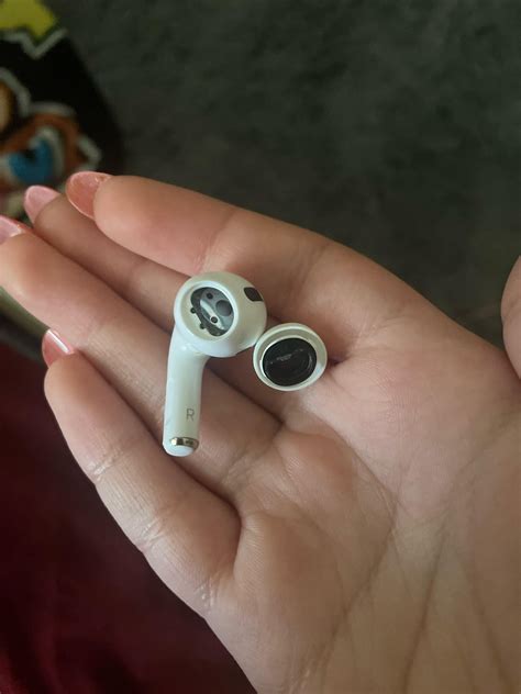 Soo there’s no way of fixing this right 😅 : r/airpods