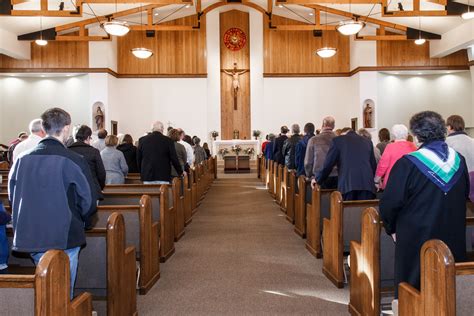 Church Service: Ý Nghĩa, Ví Dụ Câu Và Cách Sử Dụng