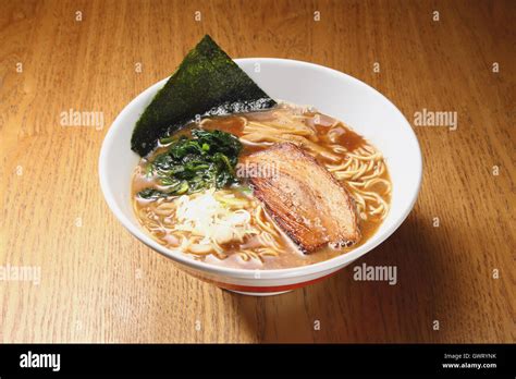 Ramen noodles Stock Photo - Alamy