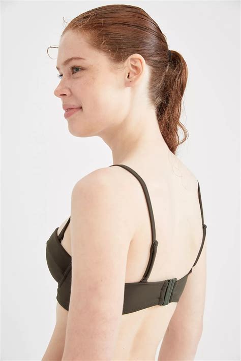 Buy DeFacto Strapless Bikini Top with Detachable Straps Online | ZALORA