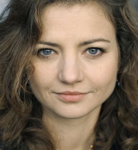 Laura Bro - Actor - CineMagia.ro