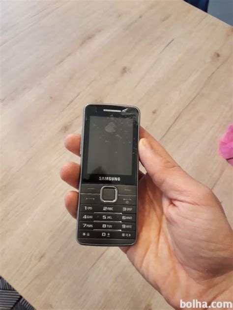 Samsung GT-S5611