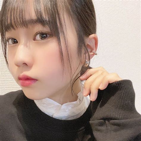 仲吉玲亜さんのインスタグラム写真 - (仲吉玲亜Instagram)「💍🤍 お気に入りのリングとイヤリングとイヤーカフ🧚‍♂️ 初めてSNOW ...