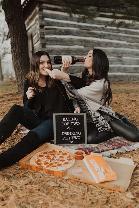 Sister Maternity Pictures, Friend Pregnancy Photos, Funny Maternity