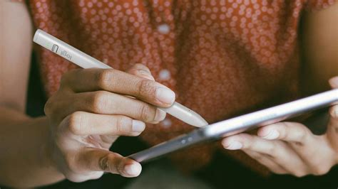 Best Apple Pencil Alternatives: These Pens Work With iPad, iPhone and ...