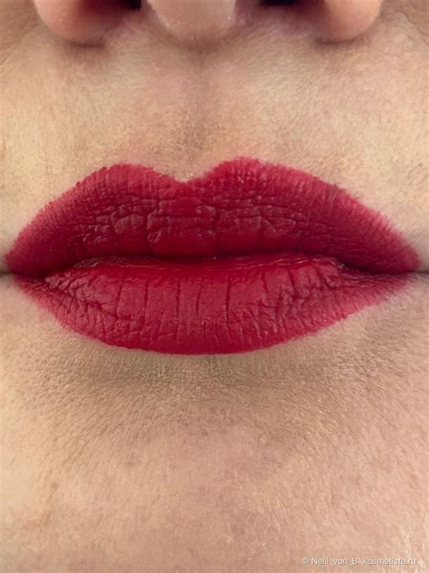Помада для красной ковровой дорожки - Bobbi Brown Luxe Matte Lip Color ...