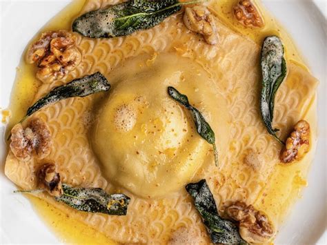 Pesto-Ricotta Filled Raviolo with Brown Butter, Crispy Sage & Walnuts ...