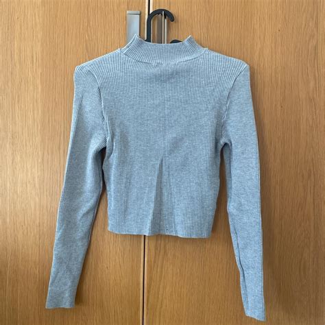 - Fashion Nova - Size L - Grey ribbed stretchy... - Depop