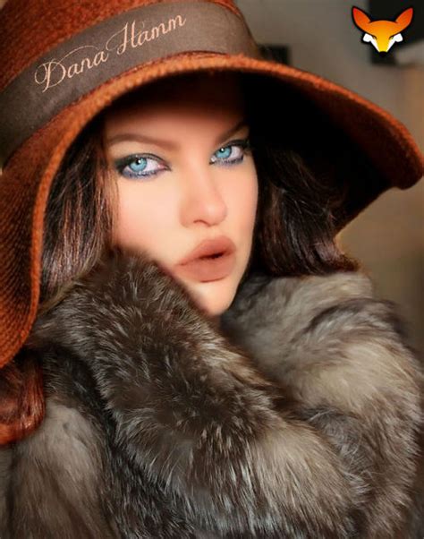 Wolfinskin - foxyfur60: Dana Hamm
