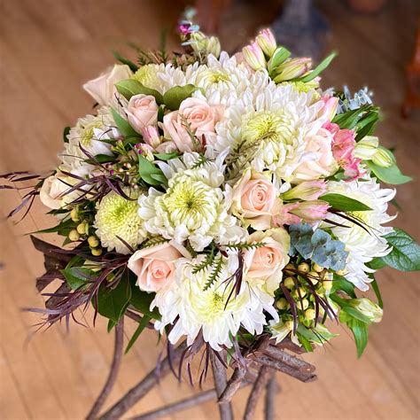 Sympathy Arrangements — Viroqua Floral