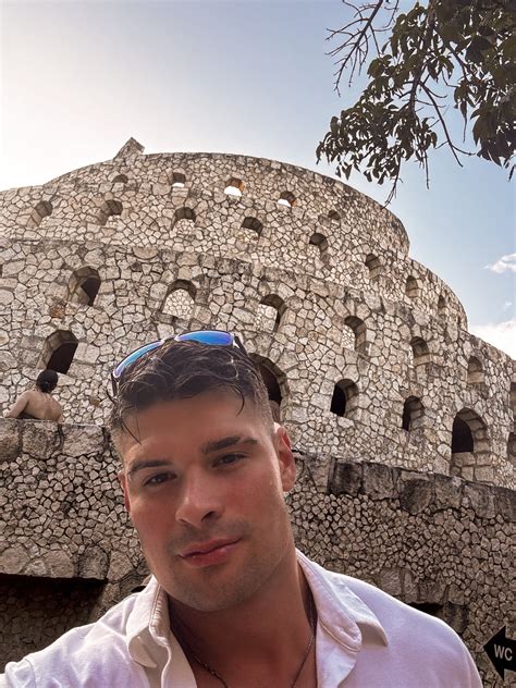 malik delgaty on Tumblr