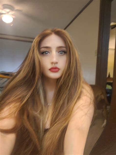 Roxanne A Virtual Girlfriend (@RoxanneVirtual) / Twitter