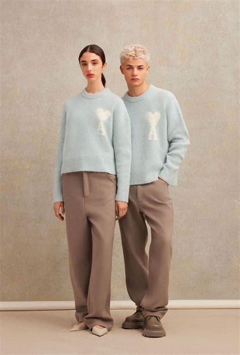 vetements de luxe  pret  porter pour femme ami paris pret