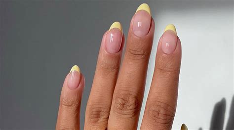 Butter Nails? Това е най-новата тенденция в маникюра