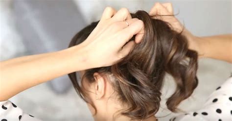 Tired of Boring Ponytails? Add a Fun Shake to Your Hair Style! - Hunter Games Magazine