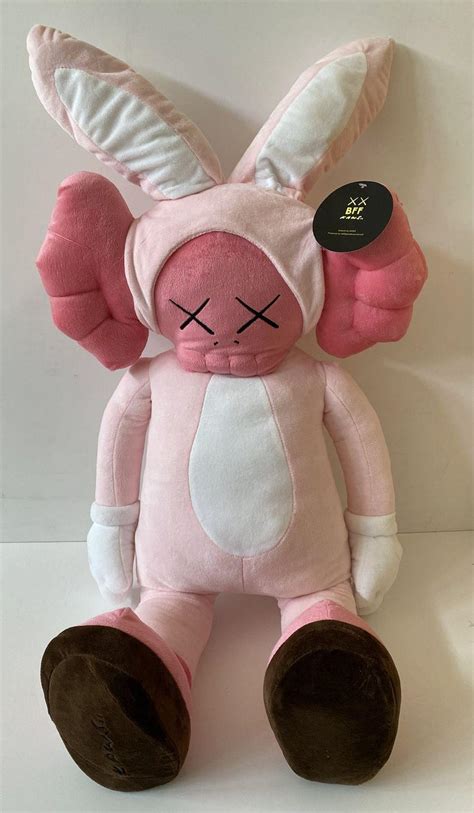 Lot - Plush toy inspired by Kaws