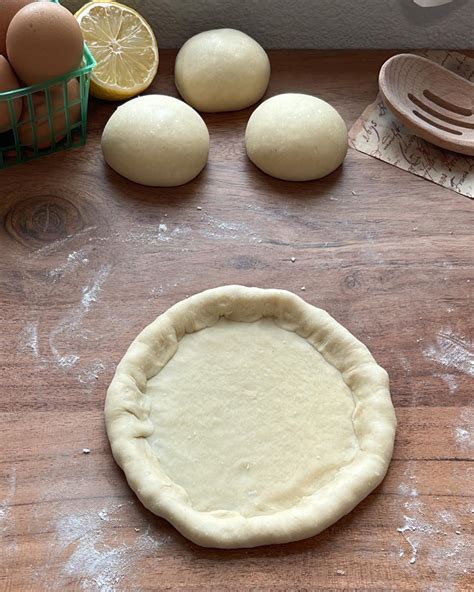 Mini Chicken Alfredo Pizzas - Mariyum