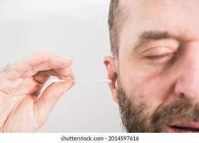 how to clean your ears without a qtip