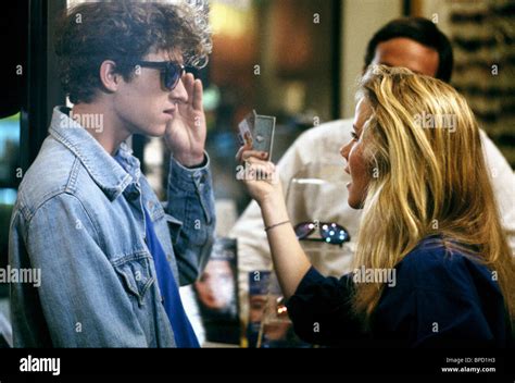 PATRICK DEMPSEY & AMANDA PETERSON CAN'T BUY ME LOVE (1987 Stock Photo ...