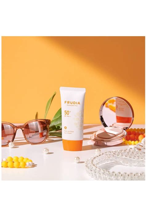 Frudia Tone Up Base Sun Cream Aydınlatıcı Renk Eşitleyici Günlük Güneş ...