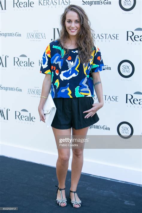 Silvia Alonso's feet