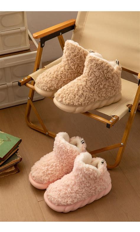 Women’s Fluffy Fleece Boots – Lulunami