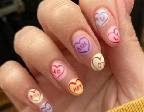 85+ Easy Valentine's Day Nail Ideas (Cute & Elegant) - Real Beauty School