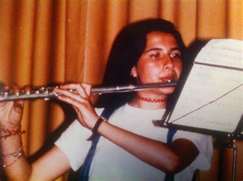 El papa “rompe tabú” y reza por adolescente desaparecida hace cuatro