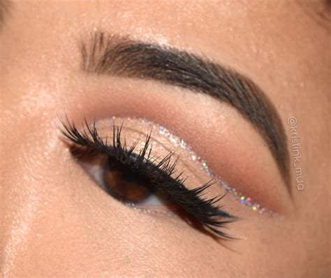 Glitter Makeup Ideas | Makeup, Cut crease makeup, Sliver makeup