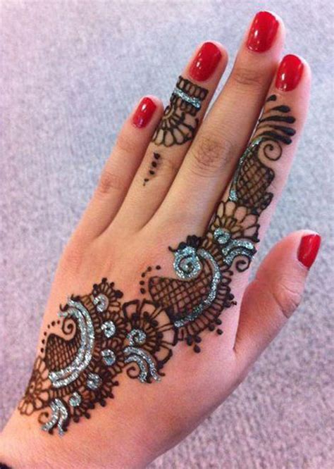 Brilliant Glitter Henna Designs - Crayon