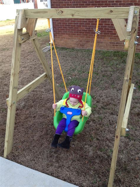 THINK MAKE LIVE LOVE: HOMEMADE KID SWING