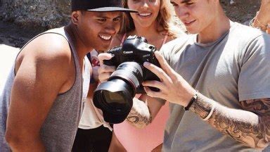 [PICS] Chantel Jeffries & Justin Bieber Reunite For Sexy Beach Shoot ...