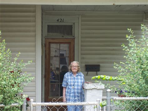 Blogging Grandma Sandy: Mom Showed Me the Way