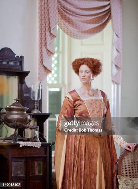 Elizabethan Era Photos and Premium High Res Pictures - Getty Images