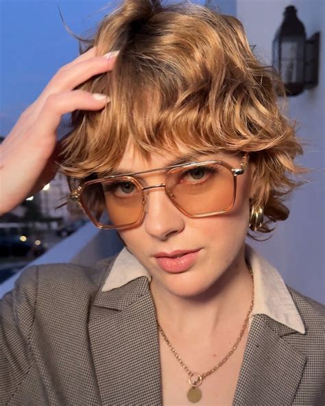 15 Low-Maintenance Shaggy Pixie Haircut Options – DreamBundles
