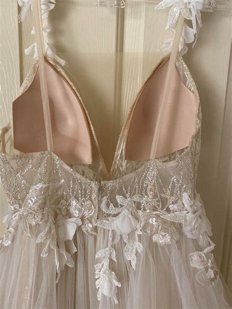 Berta Bridal New Wedding Dress Save 44% - Stillwhite