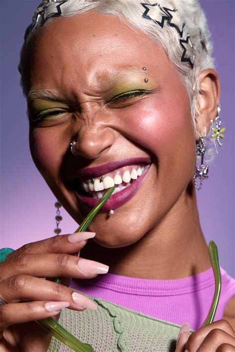Meet Emma Carter - CanvasRebel Magazine