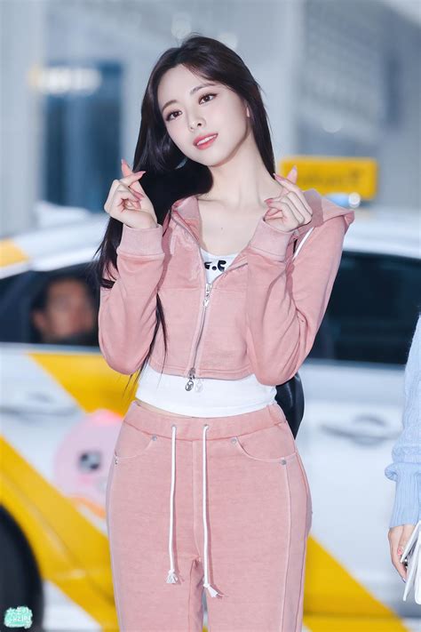 ITZY - Yuna Images #1