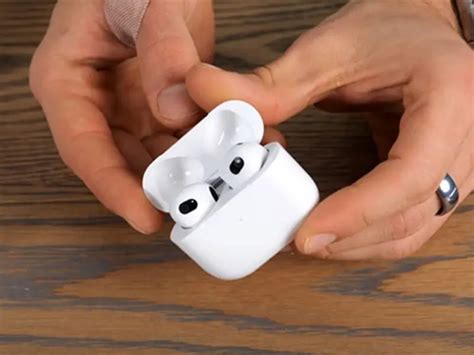 AirPods 3 Çıkış Tarihi ve Özellikleri Belli Oldu