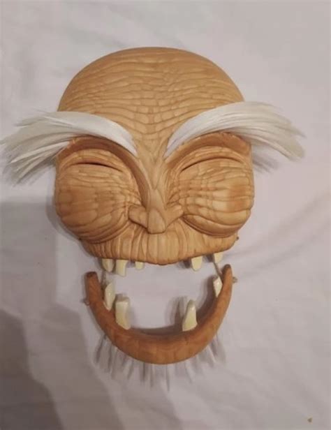 Carving A Mask – Free Woodworking Plan.com