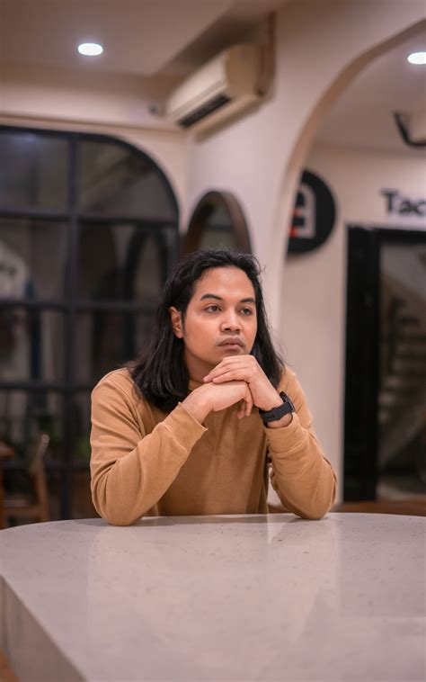 arif  maestro inspiratif menghadirkan nuansa   single