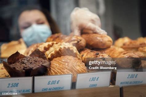 619 French Bakery Window Stock Photos, High-Res Pictures, and Images ...