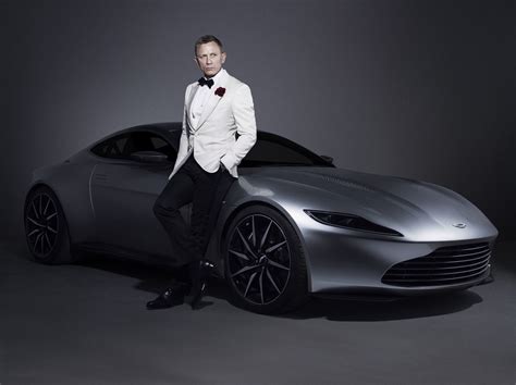 Daniel Craig 007 James Bond Aston Martin Car Photoshoot Wallpaper, HD